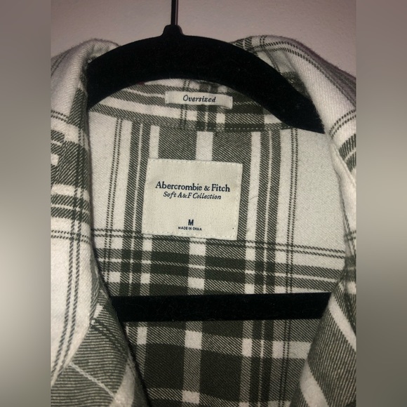 Abercrombie and Fitch Shacket - Picture 2 of 3